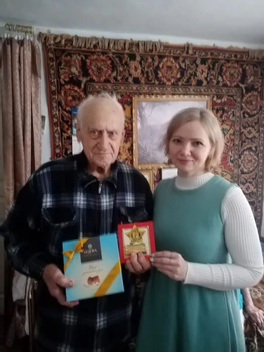 4B1645AC-638F-44C2-8EE5-F55902CDA50B